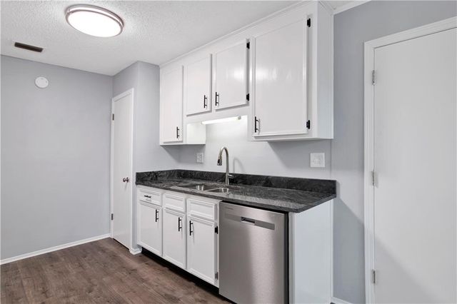 5824 Woodgate Road, Mobile, AL 36609