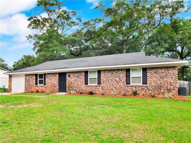 5824 Woodgate Road, Mobile, AL 36609