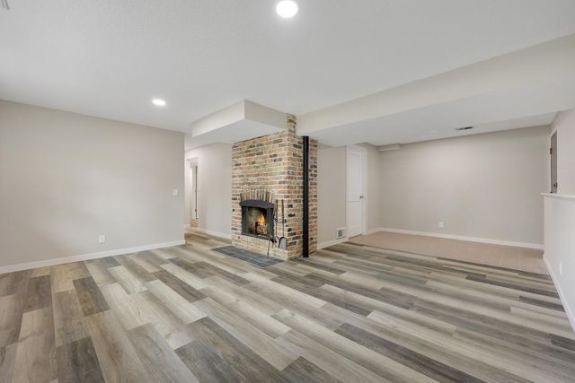 17610 24th Avenue N, Plymouth, MN 55447