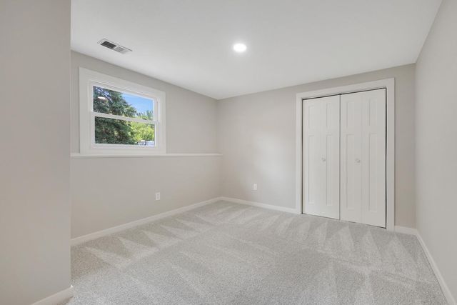 17610 24th Avenue N, Plymouth, MN 55447