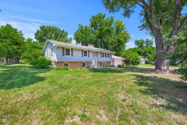 17610 24th Avenue N, Plymouth, MN 55447