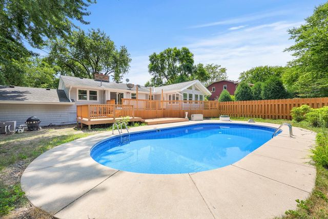 17610 24th Avenue N, Plymouth, MN 55447