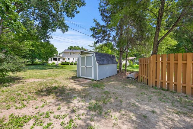 17610 24th Avenue N, Plymouth, MN 55447