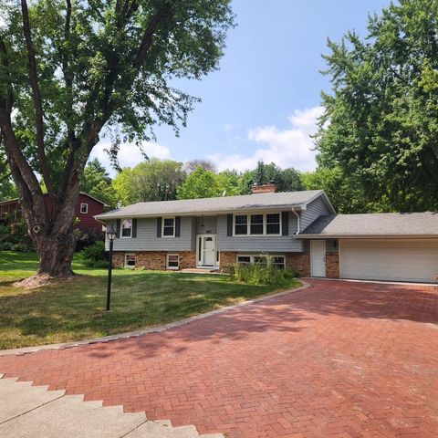 17610 24th Avenue N, Plymouth, MN 55447