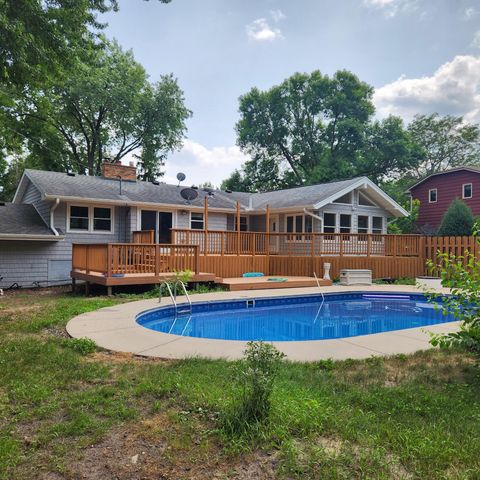 17610 24th Avenue N, Plymouth, MN 55447