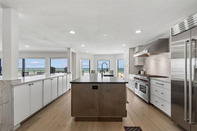 930 ELDORADO AVENUE, Clearwater Beach, FL 33767