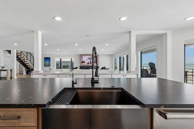 930 ELDORADO AVENUE, Clearwater Beach, FL 33767
