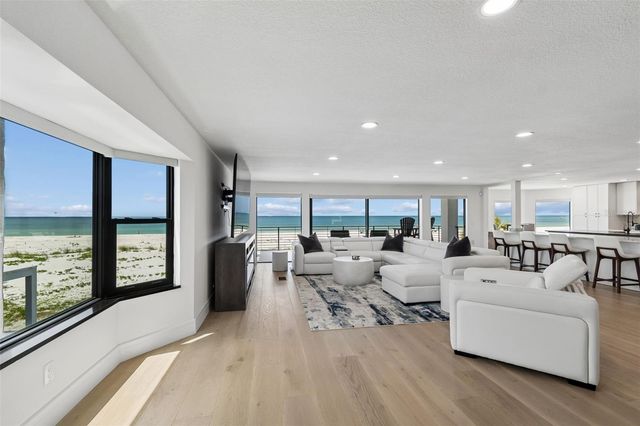 930 ELDORADO AVENUE, Clearwater Beach, FL 33767