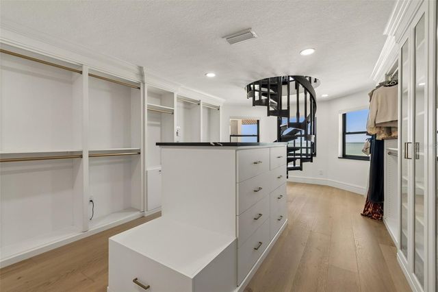 930 ELDORADO AVENUE, Clearwater Beach, FL 33767