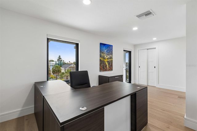 930 ELDORADO AVENUE, Clearwater Beach, FL 33767