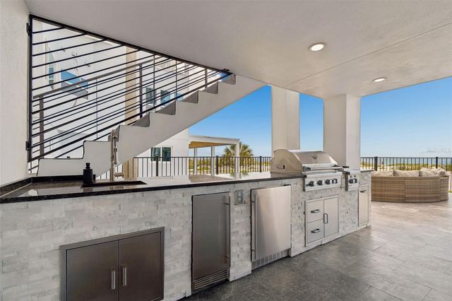 930 ELDORADO AVENUE, Clearwater Beach, FL 33767