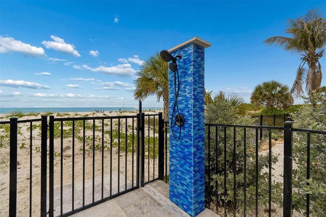 930 ELDORADO AVENUE, Clearwater Beach, FL 33767