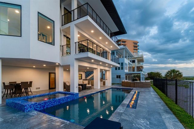 930 ELDORADO AVENUE, Clearwater Beach, FL 33767