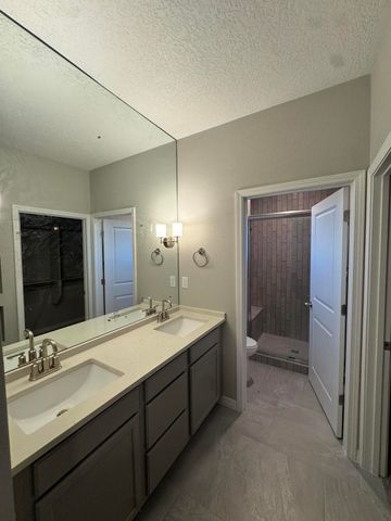 6106 Diebenkorn Drive SE, Albuquerque, NM 87106