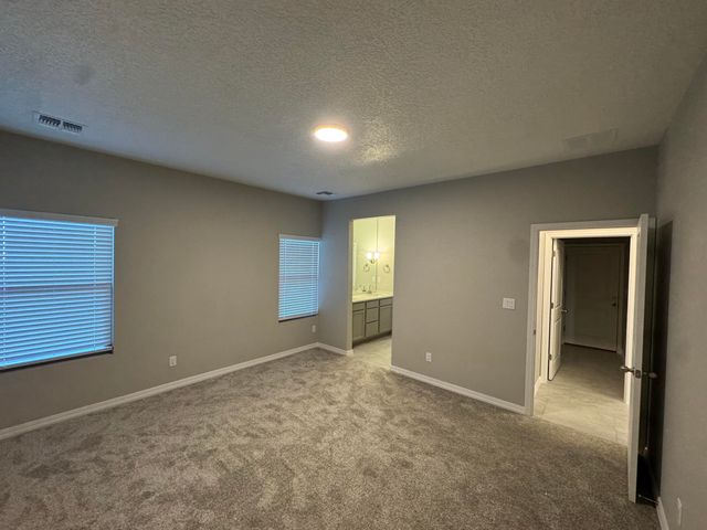 6106 Diebenkorn Drive SE, Albuquerque, NM 87106