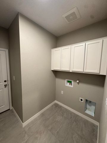 6106 Diebenkorn Drive SE, Albuquerque, NM 87106