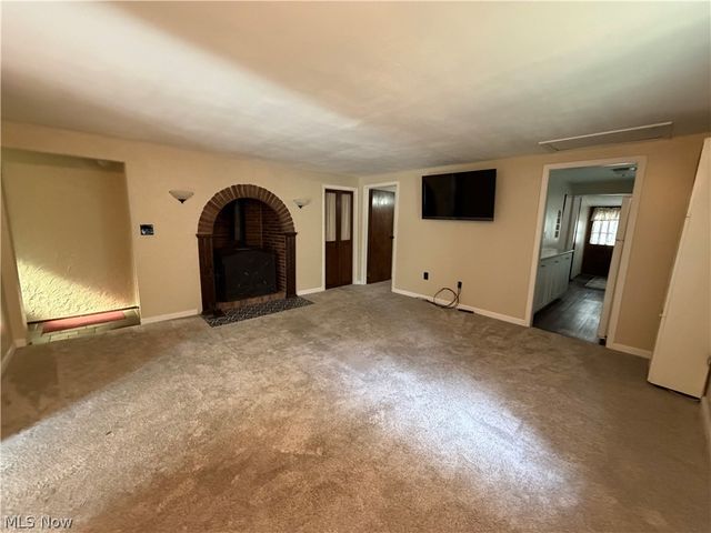 101 E 238th Street, Cleveland, OH 44123