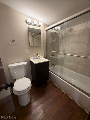 101 E 238th Street, Cleveland, OH 44123