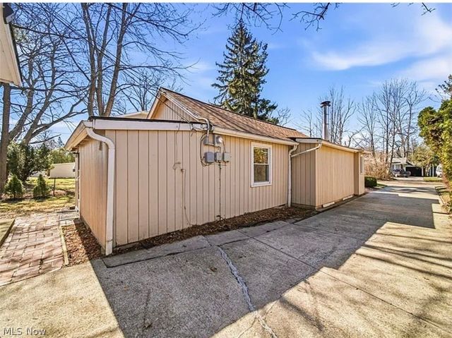 101 E 238th Street, Cleveland, OH 44123