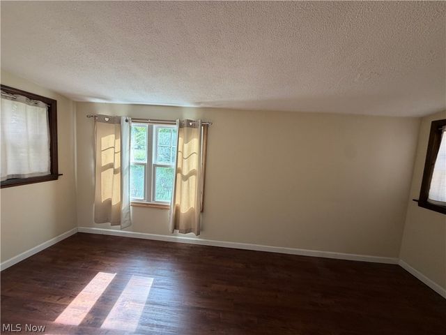 101 E 238th Street, Cleveland, OH 44123