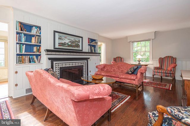 10 EFFINGHAM, Yardley, PA 19067