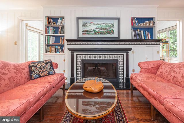 10 EFFINGHAM, Yardley, PA 19067