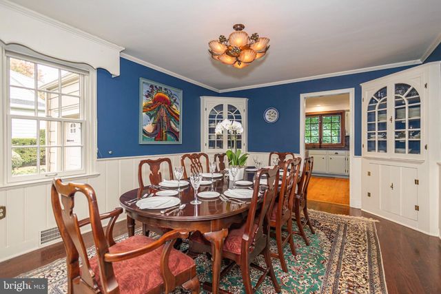 10 EFFINGHAM, Yardley, PA 19067