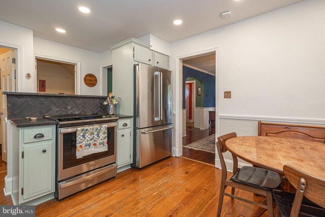 10 EFFINGHAM, Yardley, PA 19067