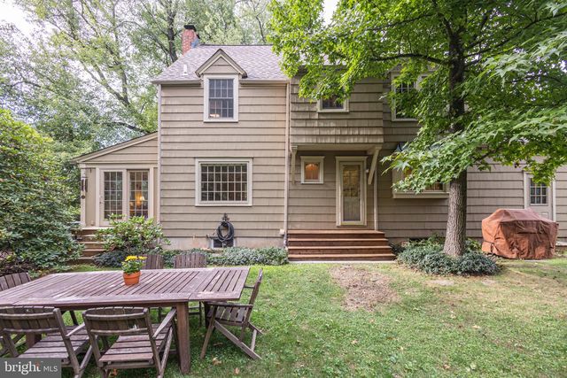 10 EFFINGHAM, Yardley, PA 19067