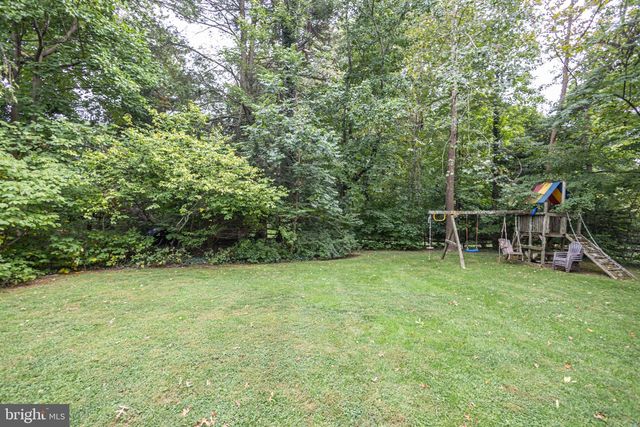 10 EFFINGHAM, Yardley, PA 19067