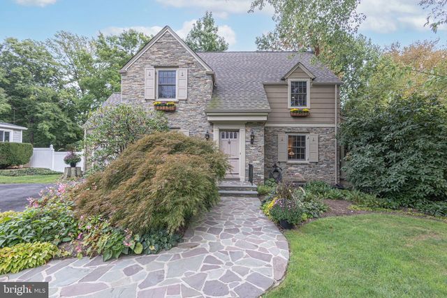 10 EFFINGHAM, Yardley, PA 19067