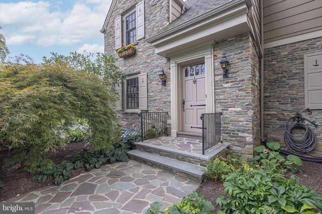 10 EFFINGHAM, Yardley, PA 19067