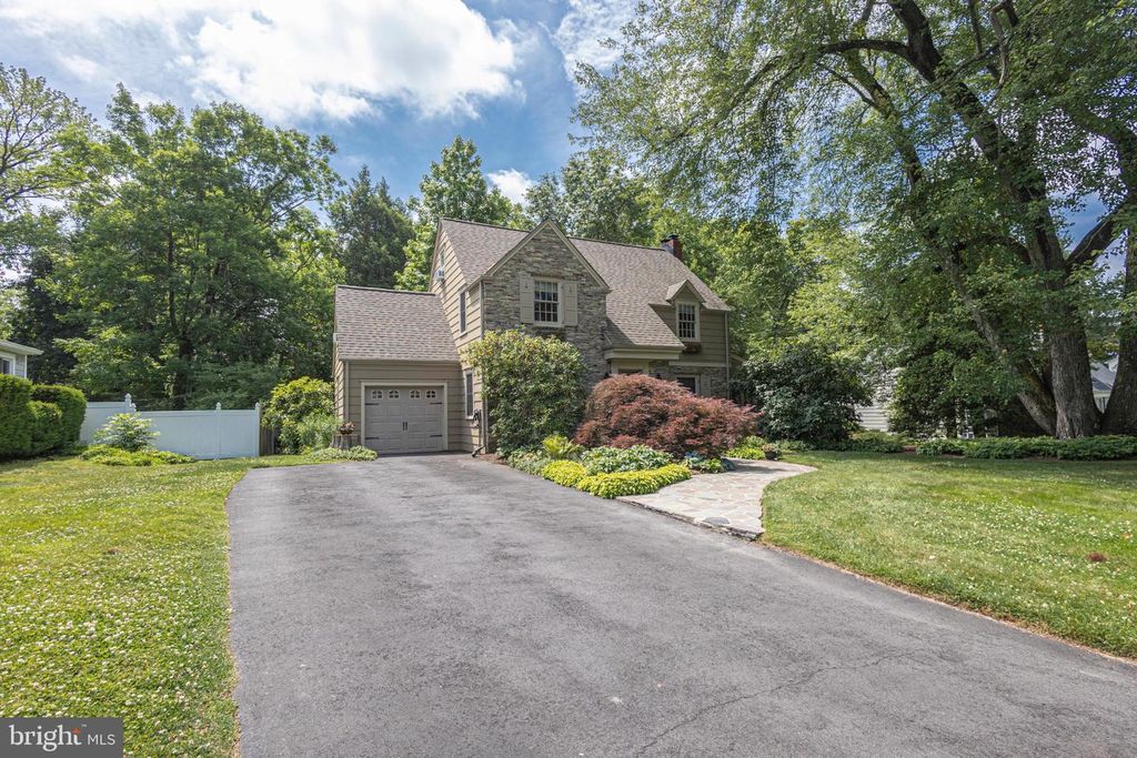 10 EFFINGHAM, Yardley, PA 19067 — photo 3
