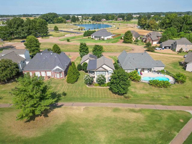 41 ARBOR GREENS CV, Covington, TN 38019