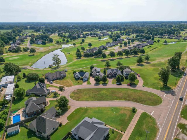 41 ARBOR GREENS CV, Covington, TN 38019