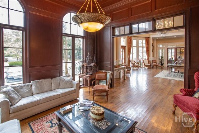 2734 Whitemarsh Way, Savannah, GA 31410