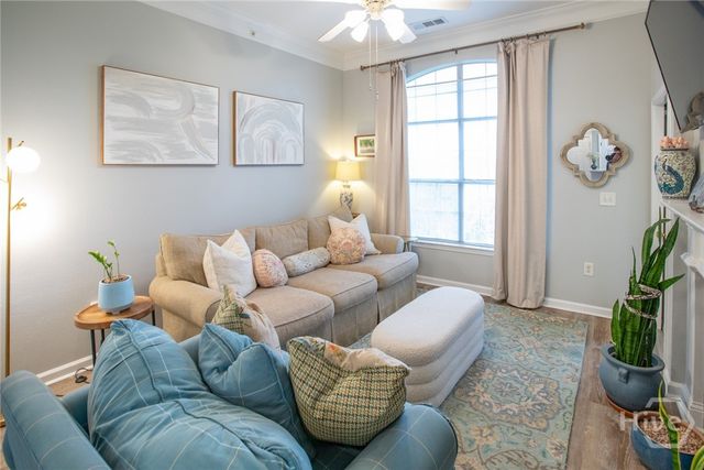 2734 Whitemarsh Way, Savannah, GA 31410