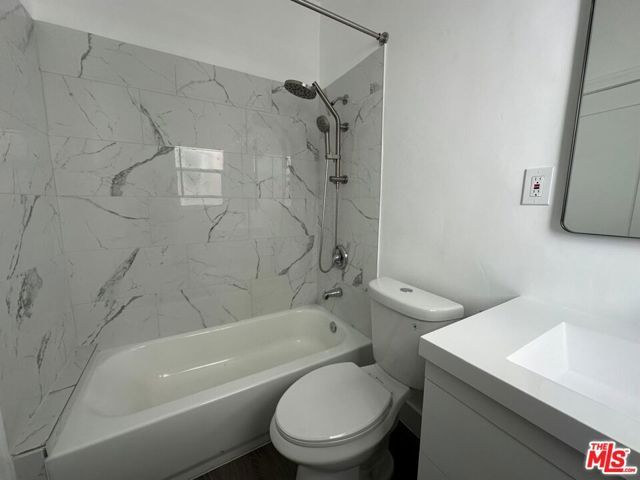 856 S Gramercy Place, Los Angeles, CA 90005