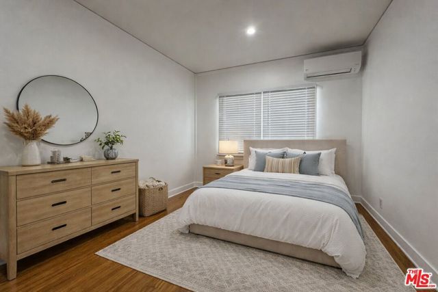 856 S Gramercy Place, Los Angeles, CA 90005