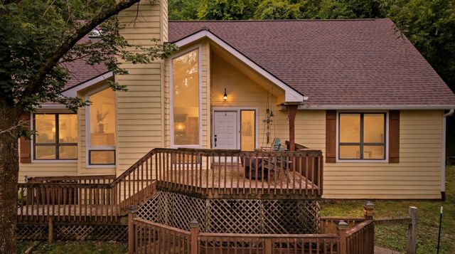 2145 S Berrys Chapel Ct, Franklin, TN 37069