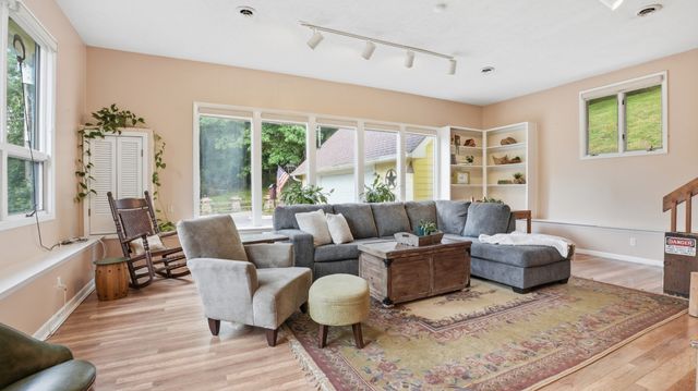 2145 S Berrys Chapel Ct, Franklin, TN 37069