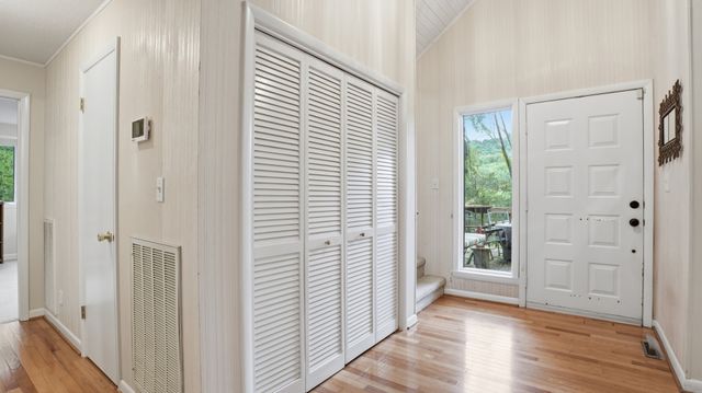 2145 S Berrys Chapel Ct, Franklin, TN 37069