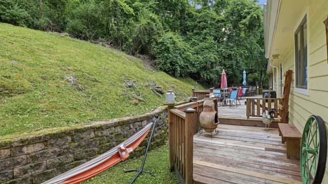 2145 S Berrys Chapel Ct, Franklin, TN 37069
