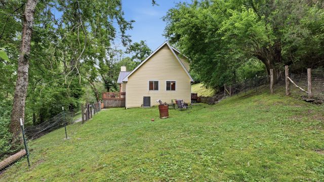 2145 S Berrys Chapel Ct, Franklin, TN 37069