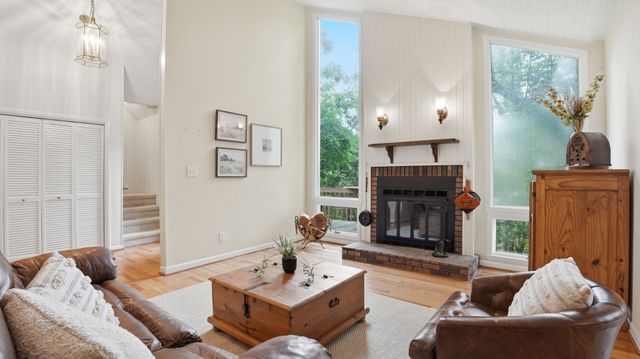 2145 S Berrys Chapel Ct, Franklin, TN 37069