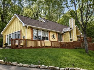 2145 S Berrys Chapel Ct, Franklin, TN 37069