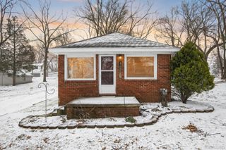 1860 Ladd Road, Wolverine Lake Village, MI 48390