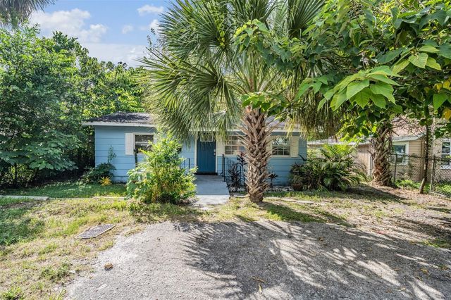 8210 N 10TH STREET, Tampa, FL 33604