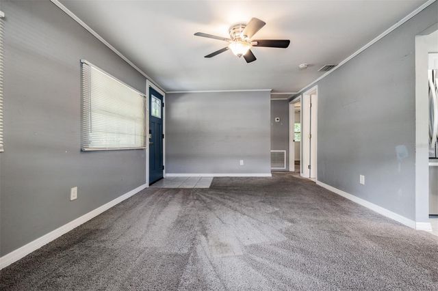 8210 N 10TH STREET, Tampa, FL 33604