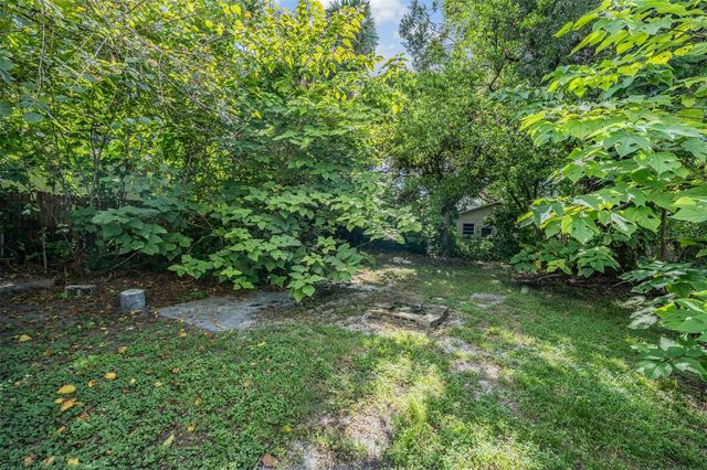 8210 N 10TH STREET, Tampa, FL 33604